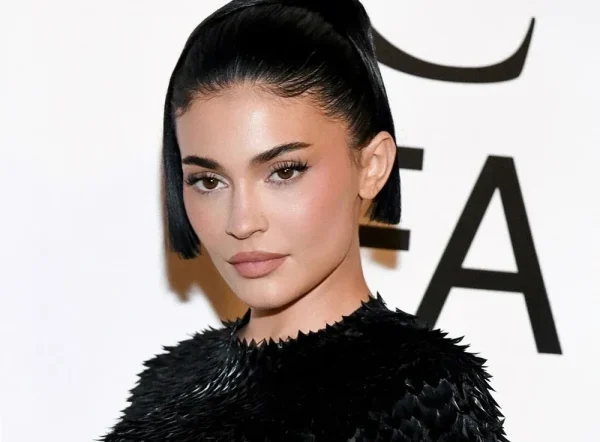 Kylie's CDFA Awards Look Bundle